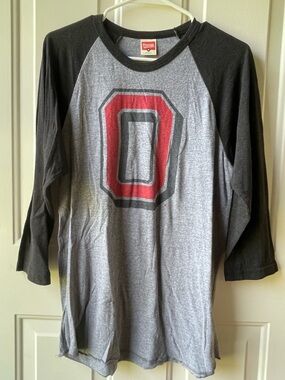 HOMAGE Ohio State 3 quarter sleeve shirt
